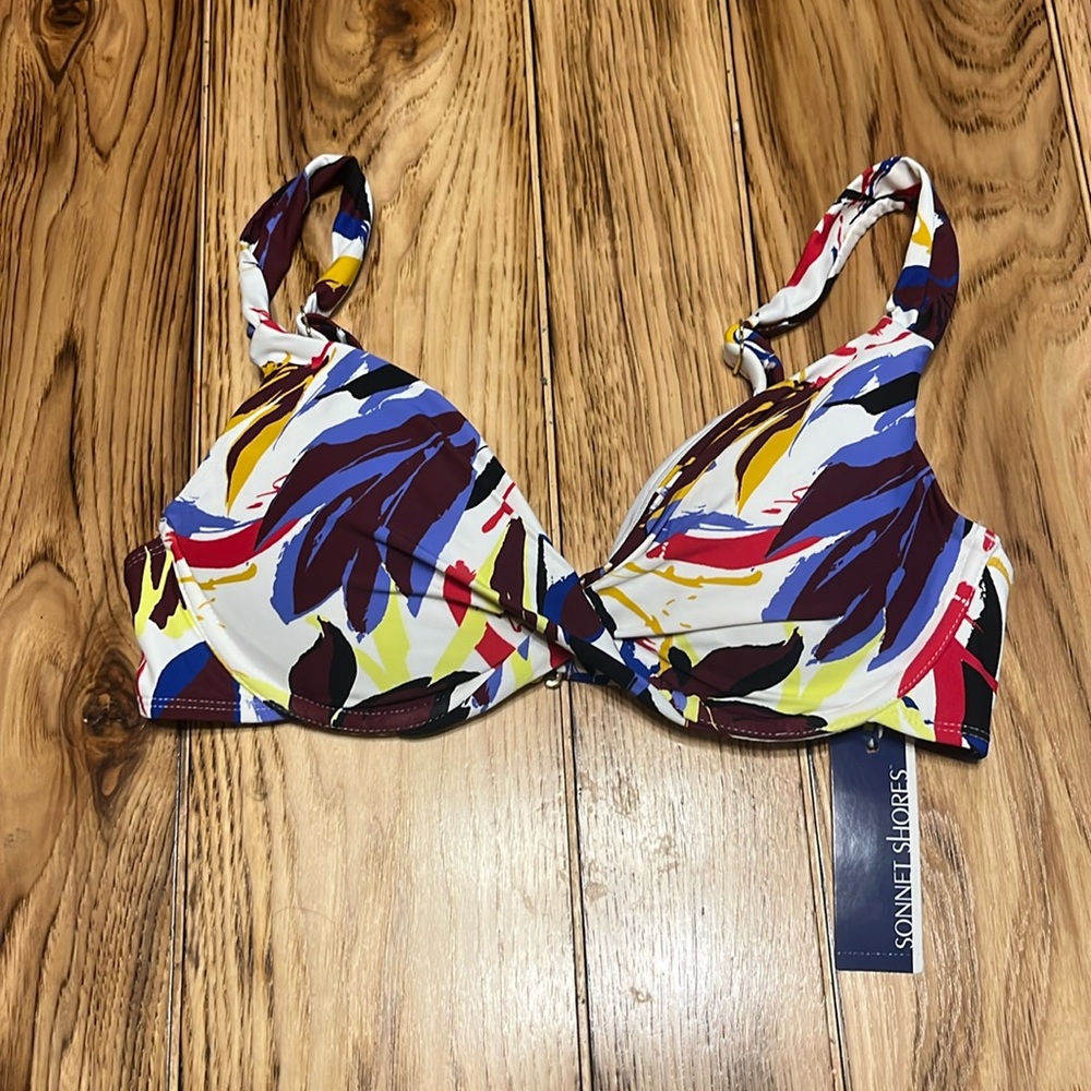 NWT SONNET SHORES BIKINI TOP